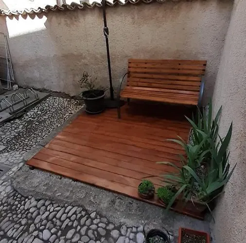 Konukevi L'annunziata 3*